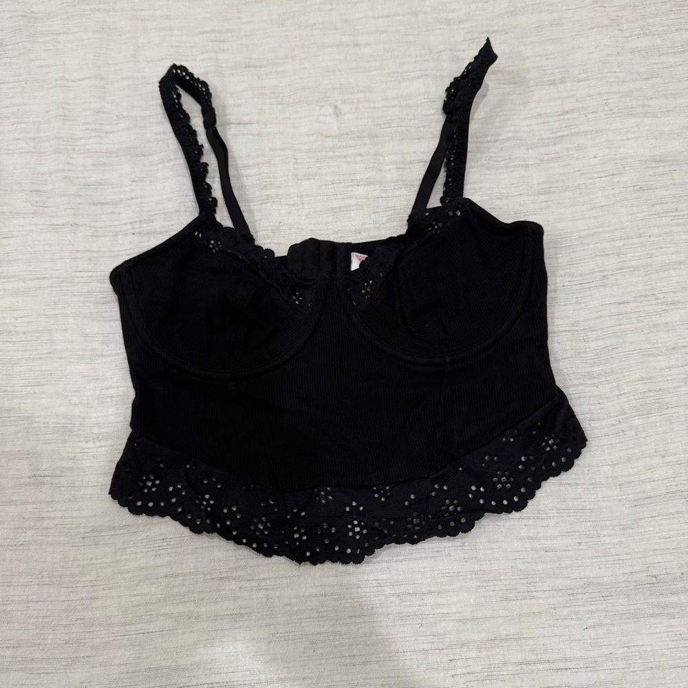 Black Cropped Tank
